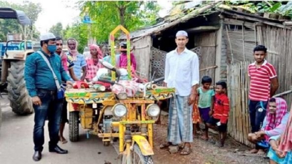 চাঁদা তুলে দরিদ্র হিন্দুর শেষকৃত্য সম্পন্ন করলেন মুসলমান প্রতিবেশীরা