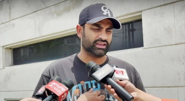 কোন ‘অদৃশ্য চাপে’ সরে গেলেন তামিম ইকবাল?