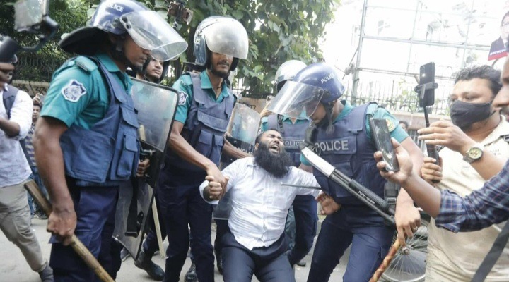 কাল থেকেই সব বেসরকারি শিক্ষাপ্রতিষ্ঠানে কর্মবিরতি