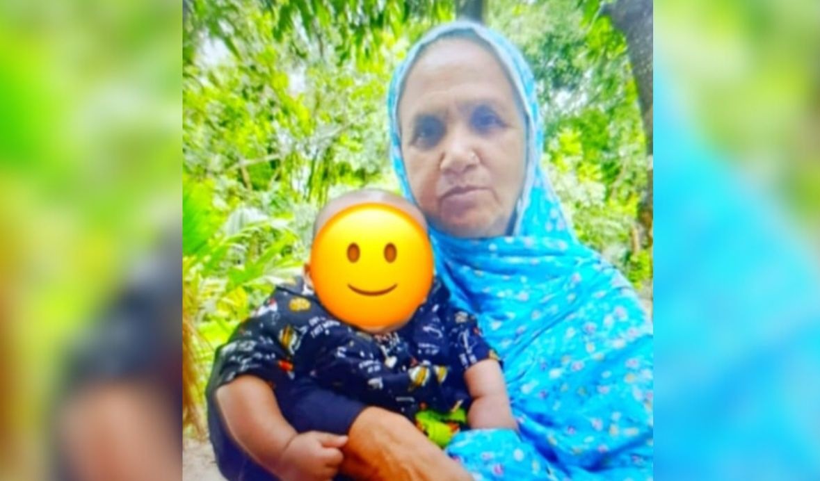 মুরগি বাড়ির সিমানায় যাওয়ায় বৃদ্ধাকে কুপিয়ে হত্যা, দুই ছেলেসহ বাবা আটক