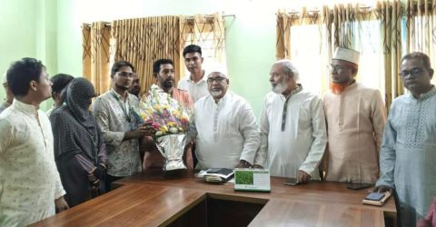 ইসলামি ব্যাংকের চাকরিচ্যুত ১৮ কর্মকর্তার পাশে বিএনপিনেতা প্রিন্স