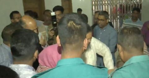 বাসায় ঢুকে বিচারকের ছেলেকে হত্যা, আহত স্ত্রী