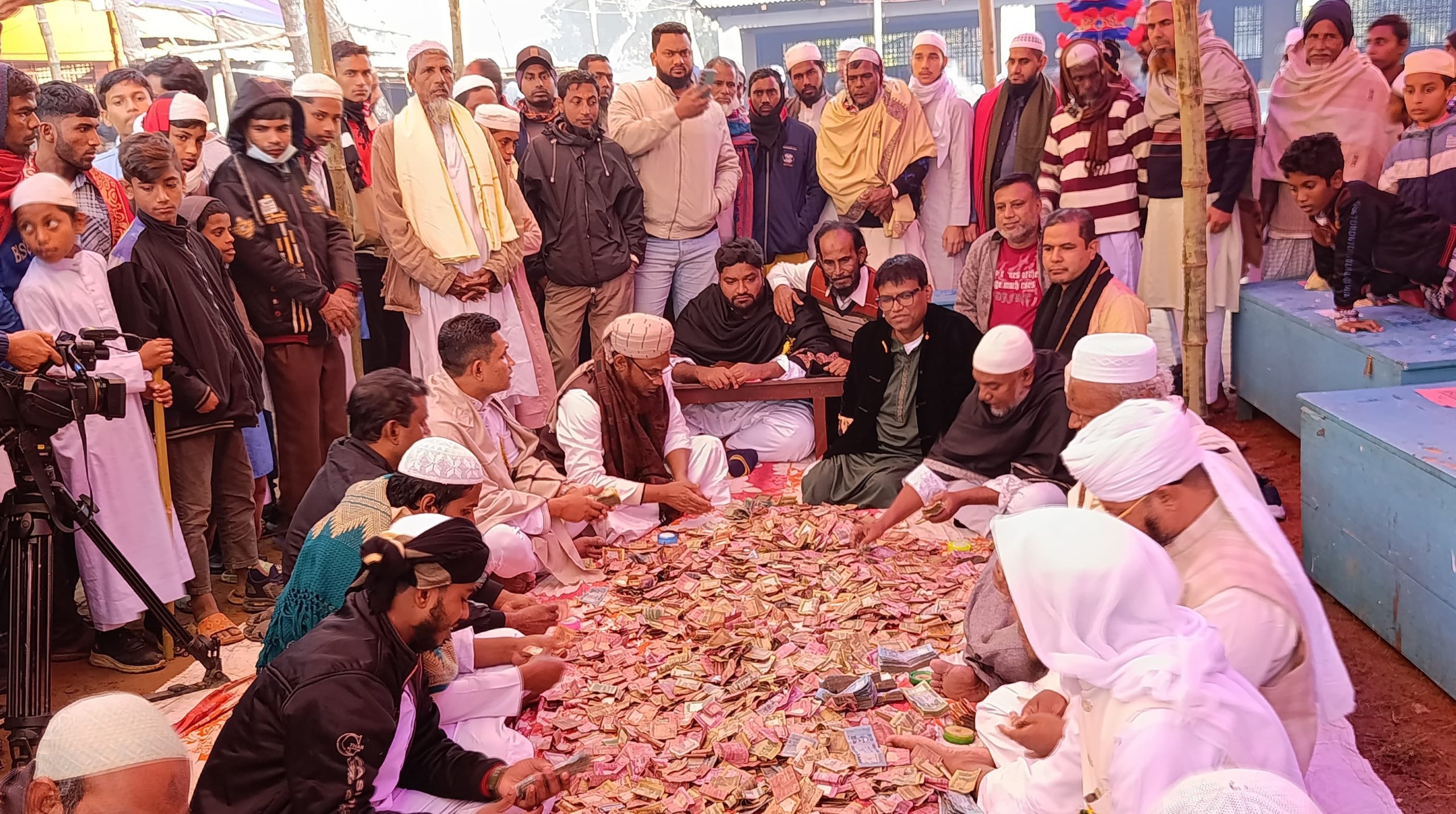 ইসলামী সভায় একদিনে দান-মান্নতে কোটি টাকা